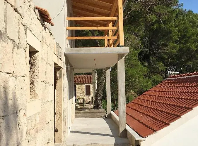 Secluded Fisherman's Cove Kozja, Hvar - 16058 Bogomolje